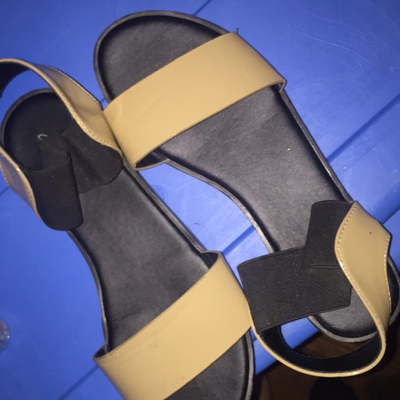 Sandals - Picture 2 of 2
